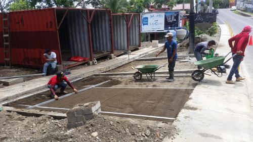 Comercial Contenedores Manuel Antonio Quepos